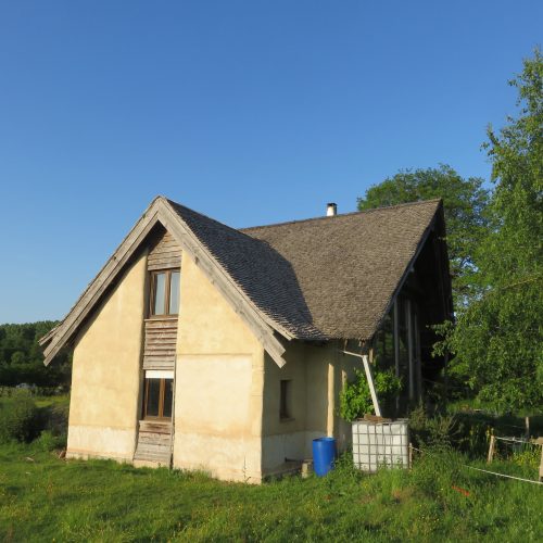 toit de bardeaux chataignier essentier